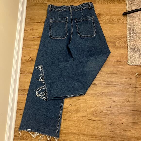 Zara Women's Denim High Waisted Ankle Size 12 Medium Wash EUC - Picture 2 of 8